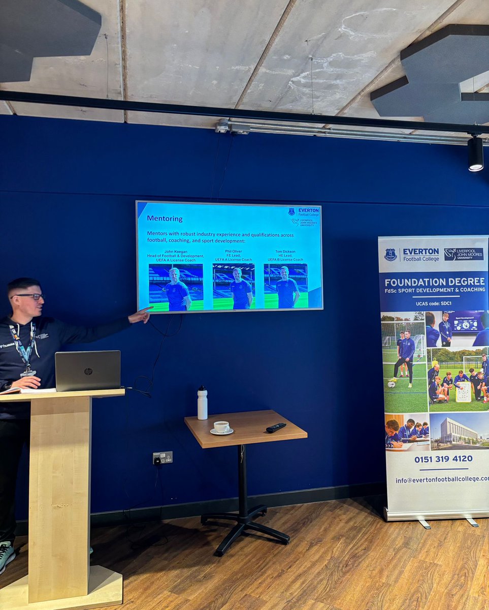 EvertonHigherEd's tweet photo. We hosted a fantastic Applicant Open Day on Saturday for prospective students looking to join our FdSc and Top-Up degree pathways. Interested to find out more? Find us on UCAS, course code SDC1 🧑‍🎓���️📚🔵⚪️  #highereducation #degrees #everton #liverpooljohnmooresuniversity https://t.co/uoOLCuh04k