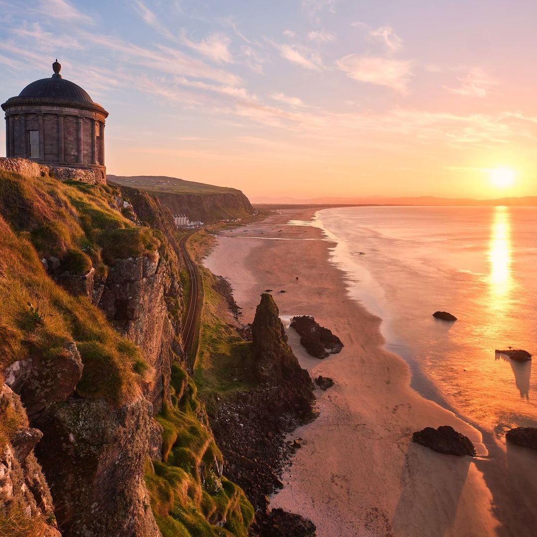 Rise and shine 🌅

Did you know... Mussenden Temple is one of the most photographed places in Ireland? #TriviaTuesday

This iconic landmark, perched right on the cliff edge at Downhill Demesne is the perfect spot to catch the sunrise this Easter ✨
#NationalTrustNI #NationalTrust