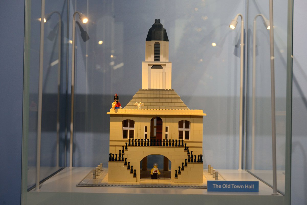 The Brick Wonders & Little Landmarks exhibitions at The Word close this Sunday (14 April). Don't miss your chance to see LEGO® brick recreations of amazing sights from around the world. You can also explore a selection of South Shields buildings recreated in LEGO®