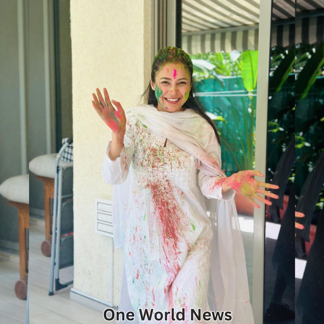 Shehnaaz Gill's Holi Celebration Captured 🥰🥰
.
.
.
.
.
.
.
#ShehnaazGill #ShehnaazGillholiphotos #sidnaaz #Shehnaazians #holicelebration #shehnaaz #oneworldnews #own #picoftheday #photooftheday