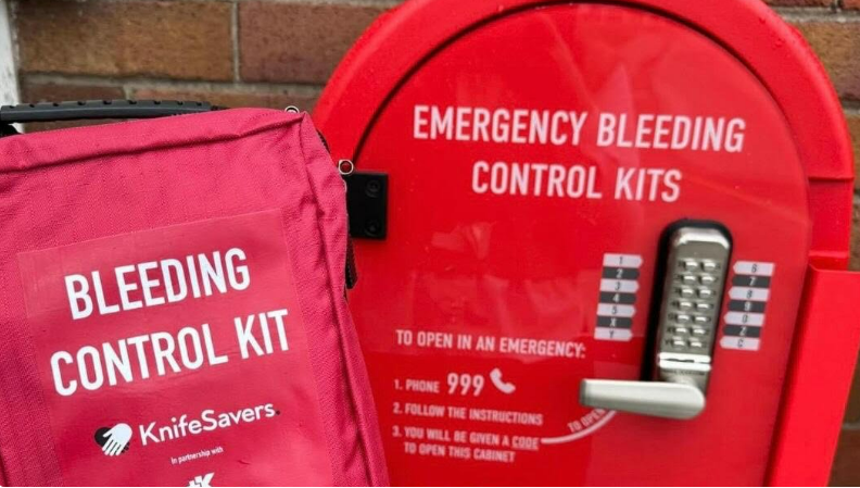 SacredHrtCrosby's tweet photo. We have teamed up with #kNOwKnifeCrime campaign and London Marathon 2024 for a fundraising event to raise money for bleeding control kits and cabinets for outside of our schools in Sefton. https://t.co/hm9BjiwiqL