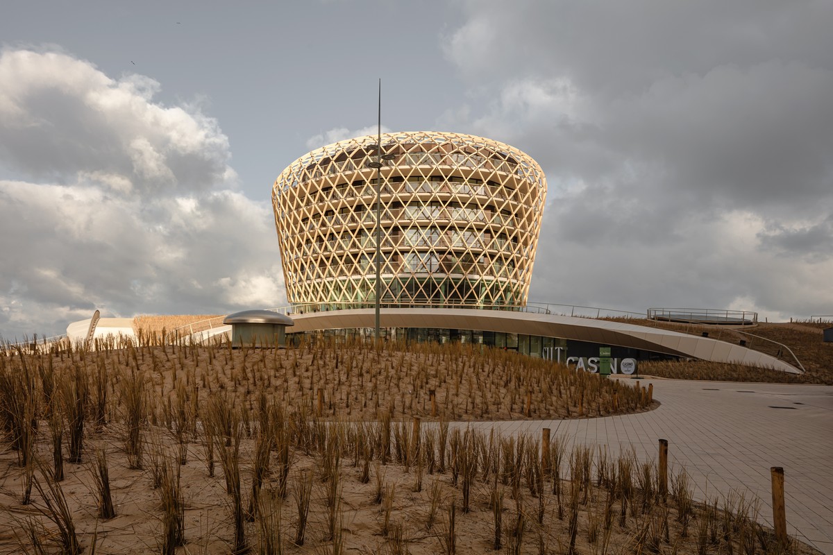e_architect's tweet photo. The distinctive design for SILT in West Flanders, Belgium, was created by DELVA and ZJA

https://t.co/RqBdJX8FH6

#belgium #eventsvenue #architecture #landscapedesign https://t.co/aBNdoQZPrD