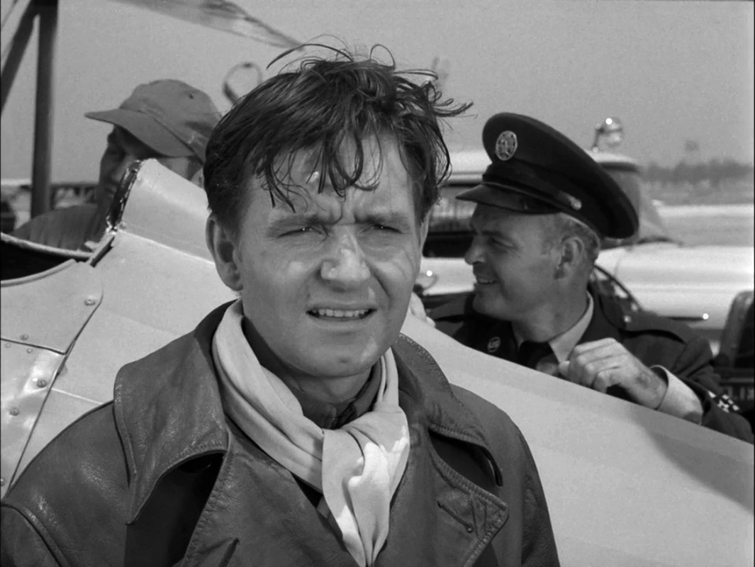 RodneyMarshall1's tweet photo. The Twilight Zone. Undoubtedly my favourite TV show which frequently explored time travel, both backwards and forwards. And for such a wide variety of purposes, from providing characters with life lessons to sending them into purgatory. #TuesdayTimeTravel https://t.co/Y6m0pwD8Md