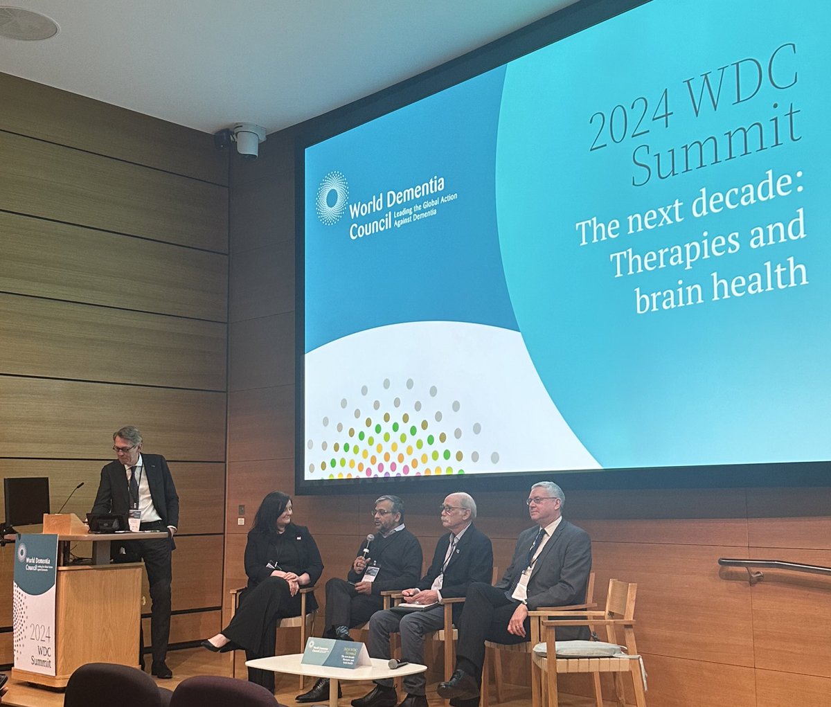 I’m at the @WorldDementia today. Great opening panel with @niranjanbose @AlzResearchUK Scientist @FionaDucotterd & @ProfJTOBrien about how we deliver treatments over the next 10 years.