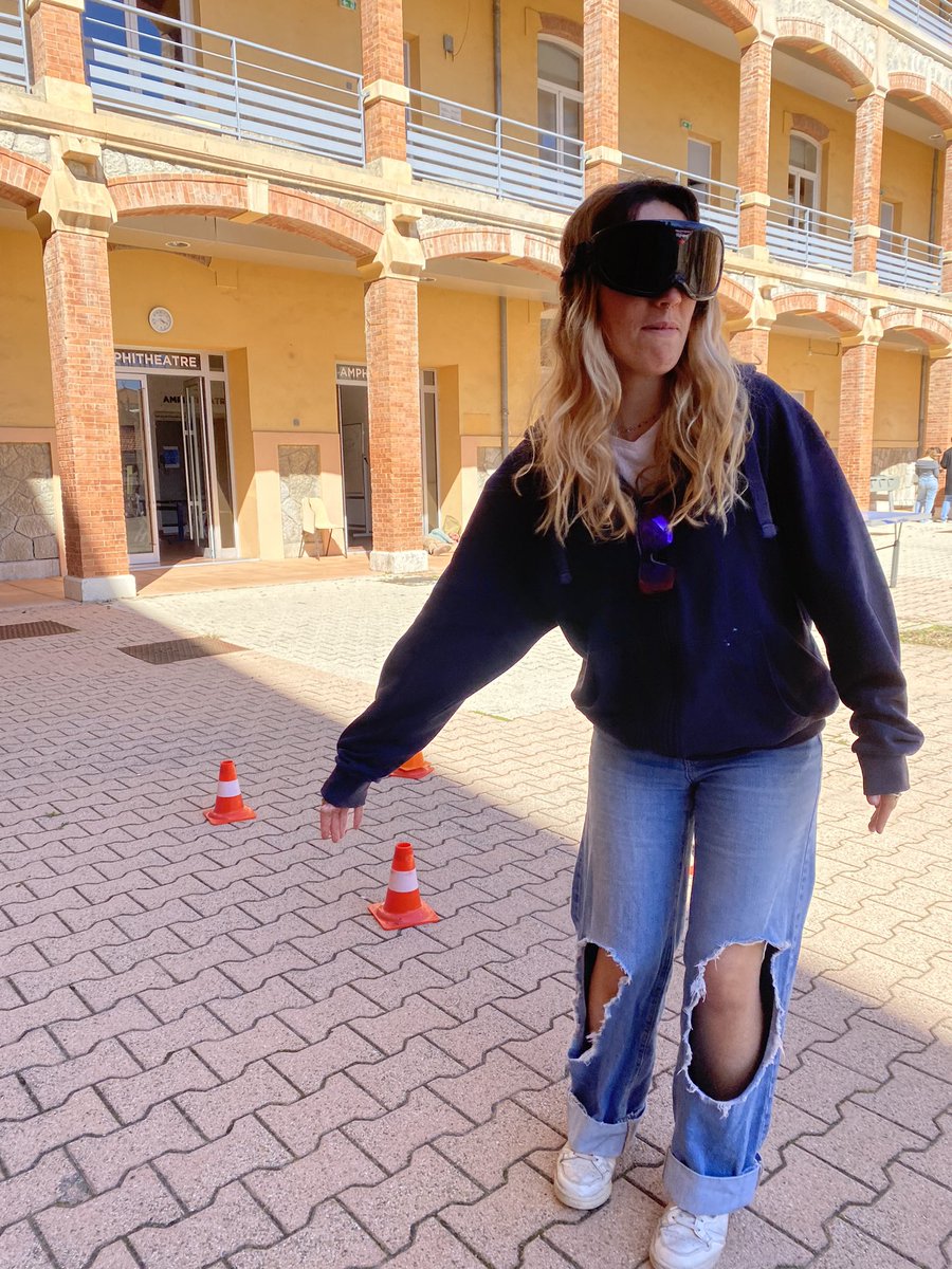 🚨Une session sensibilisation de <a href="/GADDICTIONfr/">G-ADDICTION Jeunesse citoyenne</a> à l’IUT de #Menton.  60 étudiants bénéficient de cette action pendant leur pause repas ! 

Merci au <a href="/prefet06/">Préfet des Alpes-Maritimes🇫🇷</a>, qui nous soutient dans ce programme de grande ampleur. 🚗