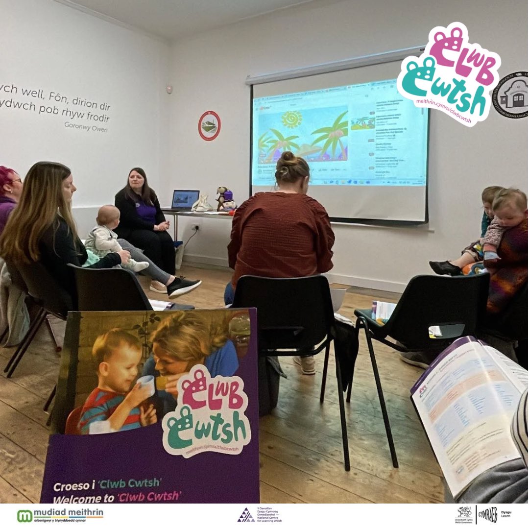 Clwb Cwtsh (@clwbcwtsh) on Twitter photo 📍Llanfairpwllgwyngyll
🧸 Here’s a glimpse of one our Clwb Cwtsh sessions with Llinos, one of our officers. It was nice to see everyone enjoy while learning Welsh with their children.
Register your interest today:
💌clwbcwtsh@meithrin.cymru
🌟Ewch amdani! 📍Llanfairpwllgwyngyll
🧸 Here’s a glimpse of one our Clwb Cwtsh sessions with Llinos, one of our officers. It was nice to see everyone enjoy while learning Welsh with their children.
Register your interest today:
💌clwbcwtsh@meithrin.cymru
🌟Ewch amdani!