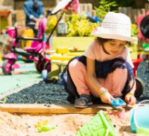 Messy Play is back on Tuesdays at our Welcare Family Centre in Redhill RH1 1BU. From 10-11.30am April 2 & 9. May 7, 14, 21 & 28. Visit welcare.org/redhill-groups for details.