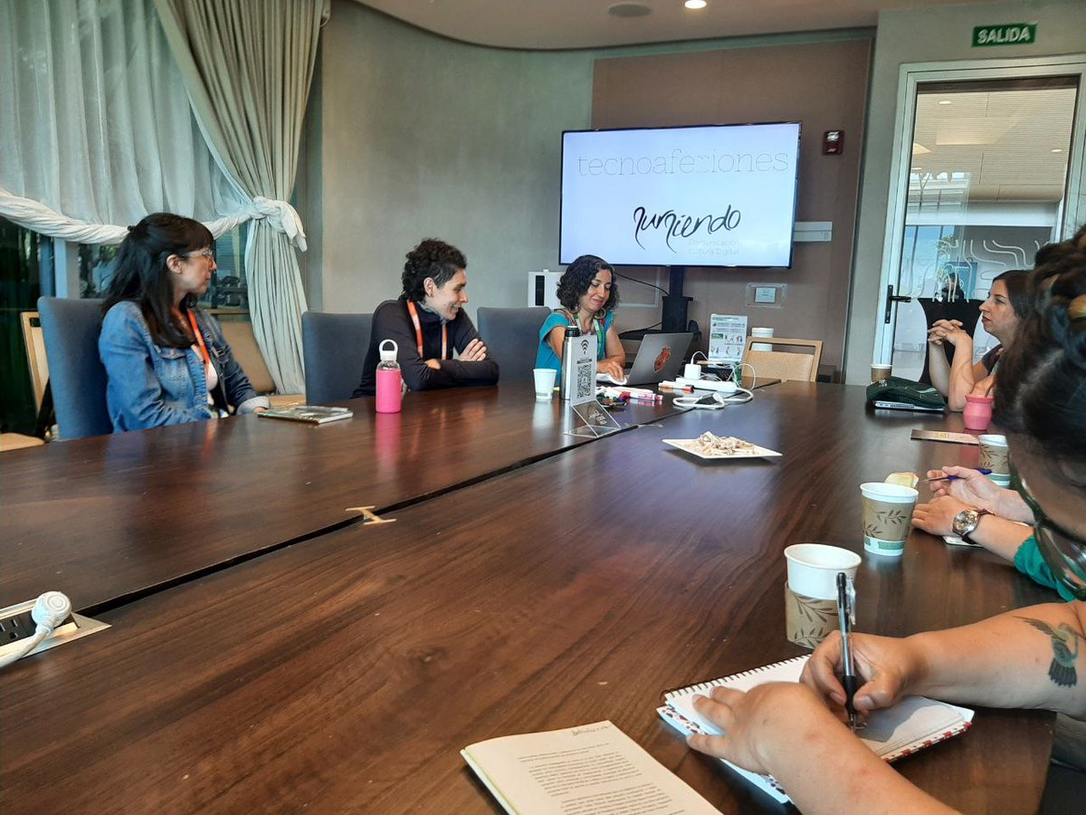APC_News's tweet photo. APC da la bienvenida a un nuevo miembro de su red, @sursiendo, organización basada en Chiapas, México:
"Nos gusta pertenecer a una red global con un pie en lo local", dijeron en esta entrevista: https://t.co/308qFE5DYy
#RedAPC https://t.co/YPcAR0Ncei