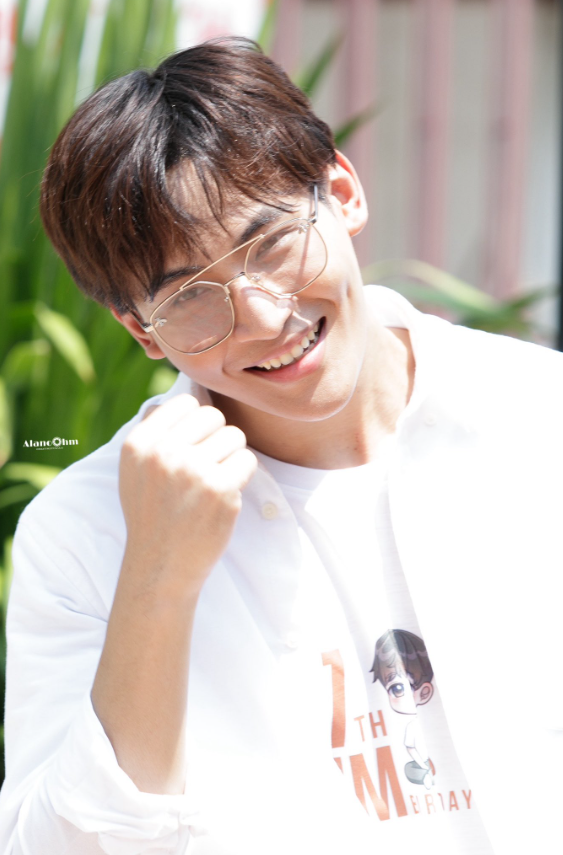 AslantisB's tweet photo. Happy Birthday to the most wonderful man in the world, the kindest to his fans and the purest soul.
Love you OhmThitiwat and I'm so proud to follow every step in your carreer since the begining. 🩵🐻

#27thGrowupwithOHM https://t.co/BWxFAcB7IV