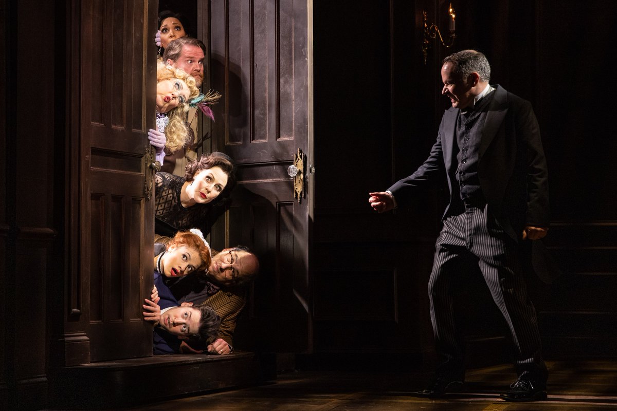 One week until the clues start pouring in! #clueonstage is at the Kauffman Center April 2 - 7. ow.ly/pnMY50QzsPL