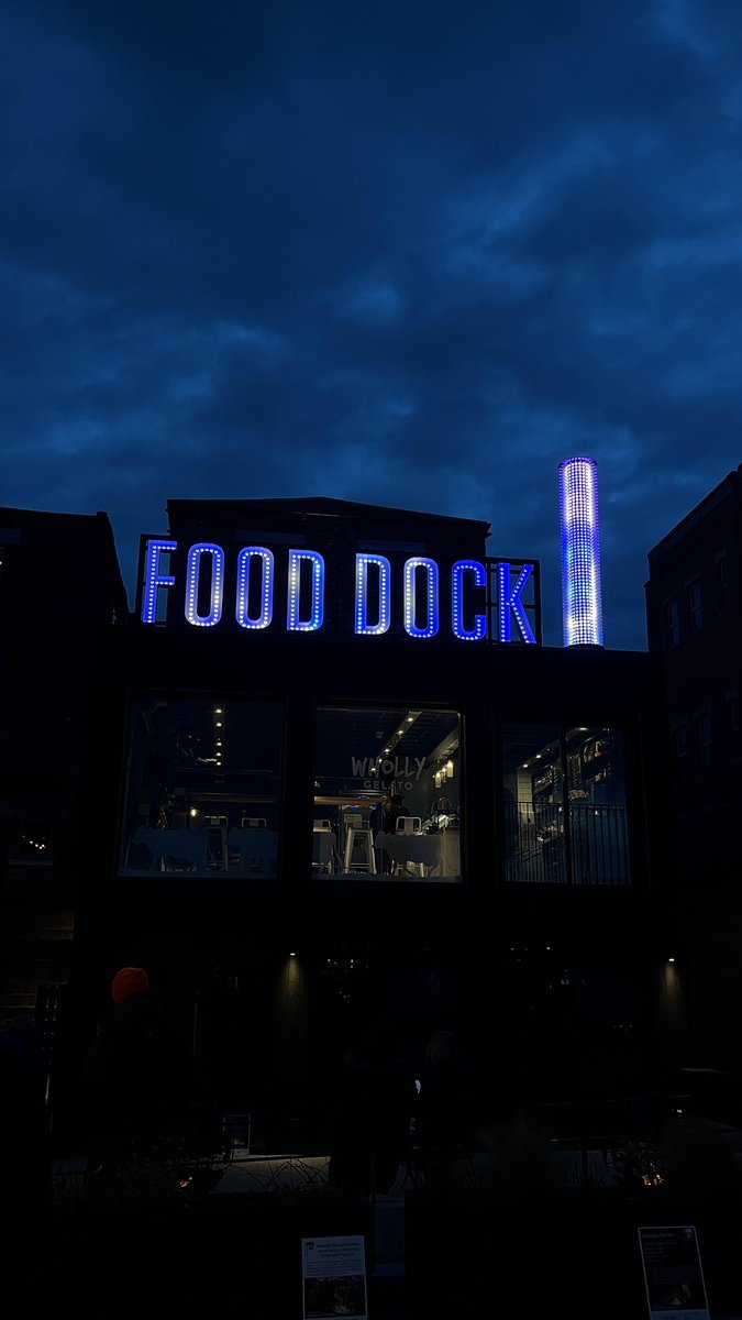 Last week we visited Gloucester Food Dock to see their new sign in action! Have you seen it yet? They launched their new sign by hosting the first of four Bright Nights events! There are more Bright Nights events this week. Find out more on our website: ow.ly/6m4Y50R1VBv