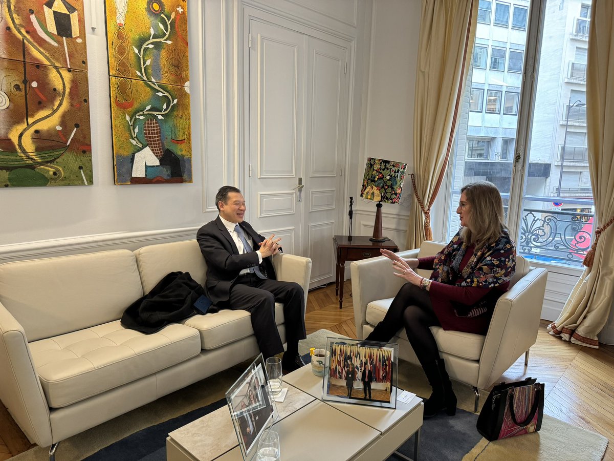 sybelg's tweet image. Happy to meet with HE Ambassador Sarun CHAROENSUWAN to #France. We talked about #Thailand willingness to join @OECD. Mexico has been a strong supporter of enlargement of @oecd to more #likeminded and #democratic emerging economies #EMD 

@DelegamexOCDE 
@SRE_mx 
@Hacienda_Mexico