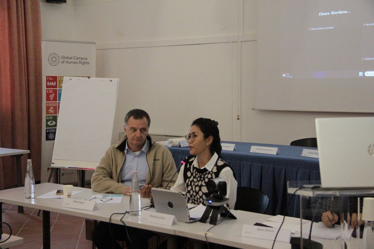 gchumanrights's tweet photo. 💡📚Let's start the discussion of research and findings in Asia-Pacific with @michaelhayes, @GCAsiaPacific Programme Director, Jean Dinco, GC Policy Observatory Analyst, and @maienv, Doctoral Researcher in Social Policy at @UniofOxford. 

The topic at the table is ‘EdTech and the Right to Education: Policy Adaptations for Fair and Equal Learning in the Philippines and Cambodia’