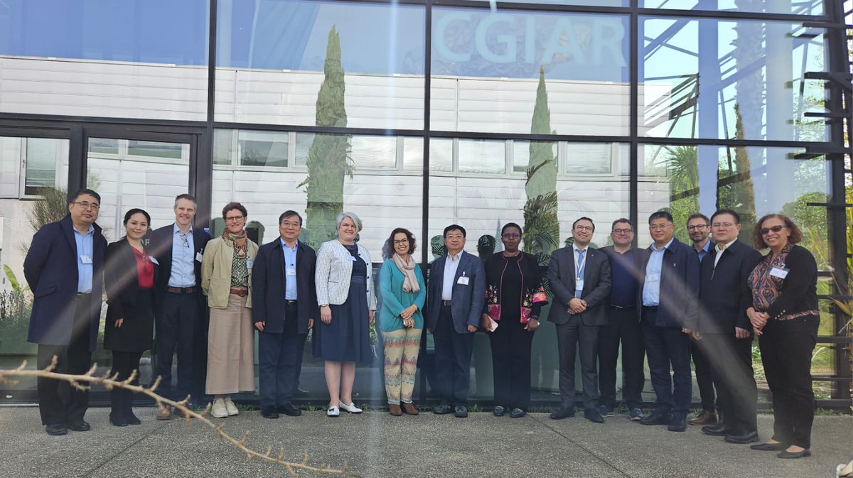 🚀 A great pleasure to welcome our partners from the Chinese Academy of Agricultural Sciences (CAAS). @CGIAR and CAAS work together across many areas of food systems research, including breeding, agronomy, agroecology, policy, nutrition and more.