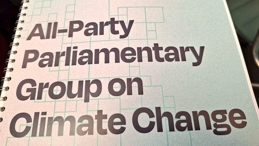 Now officially reconstituted - @ClimateAPPG. Yeah!  Thanks @CarolineLucas in the chair.

Says @theCCCuk: 'now a crucial period for delivering progress on Net Zero'
#ClimateEmergency