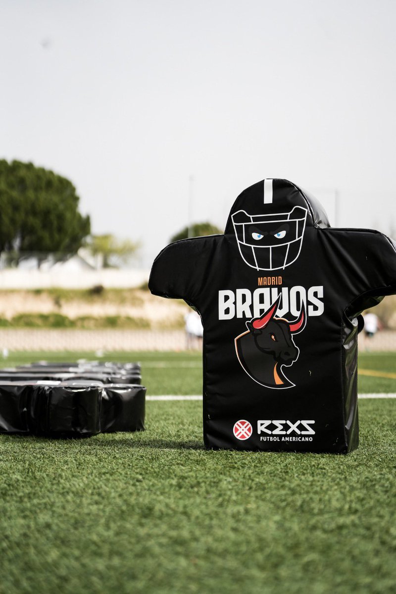 Hola Las Rozas! 👋

Os presentamos el Centro de Tecnificación de Madrid Bravos x @Rusterfitness donde nuestros jugadores podrán prepararse de la mejor manera posible esta temporada. 

¿Qué os parecen estas instalaciones? 🔥🔥

Gracias infinitas tanto al <a href="/Ayto_Las_Rozas/">Ayuntamiento de Las Rozas</a> y a