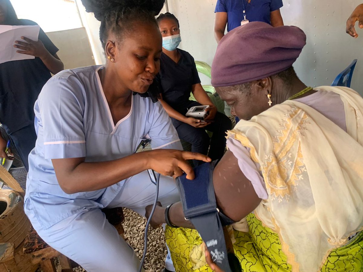 dewdropInst's tweet image. 🌟 Yesterday's visit to IDP Camp Kuchingoro was more than just a monthly tradition; it was a hands-on, real-world experience for our caregivers at Dewdrop Institute.