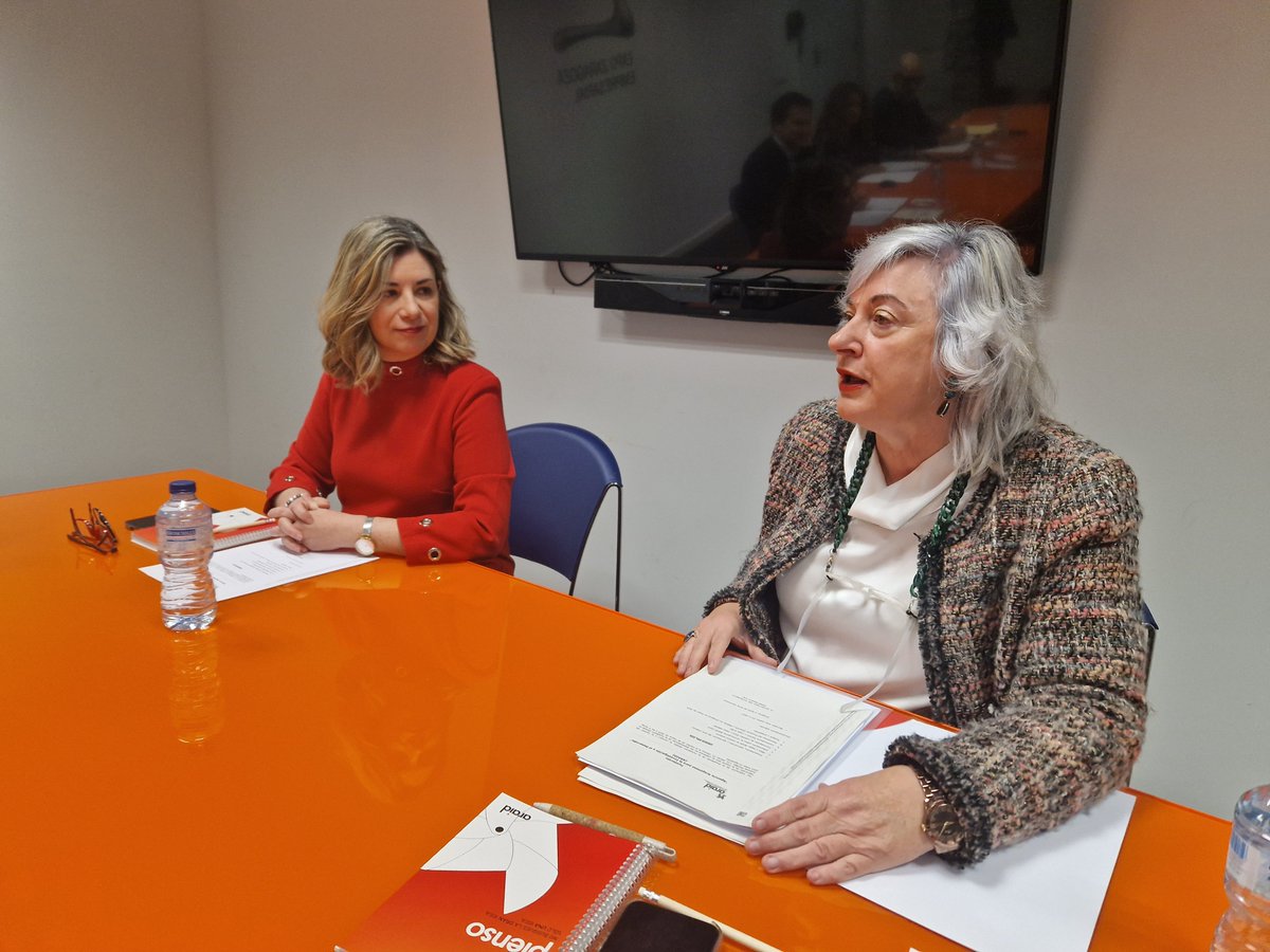 🚀<a href="/ARAID_ES/">ARAID</a> lanza un nuevo programa para captar talento científico.

➡️ La convocatoria permitirá incorporar a centros aragoneses a investigadores con una trayectoria destacada y que están en lista de reserva de la Agencia Española de Investigación.

📝tinyurl.com/2y2ftyzf