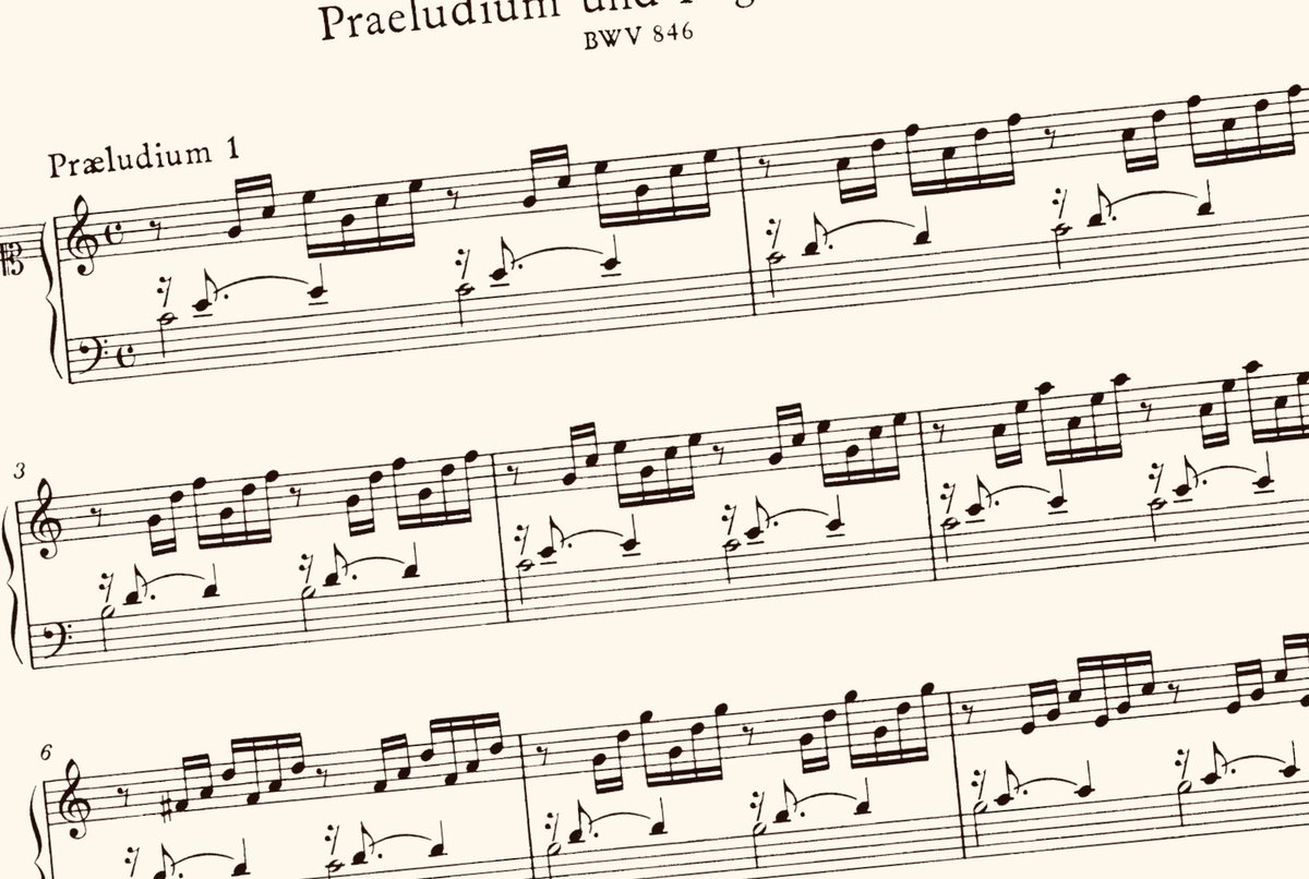 I love playing around with the sequence I play the preludes and fugues in for this project. But on a sunny morning with light streaming through the windows it just has to be this one first 🥰