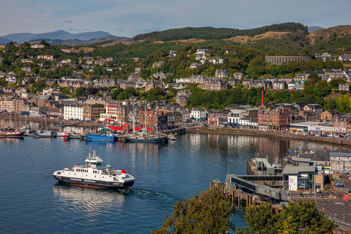 We’ve launched a survey to capture the opinions of businesses, commercial drivers and traders who use CalMac services. If that’s you – use the link to complete the survey. It will take 5 mins to complete. ow.ly/soBj50QWvwo