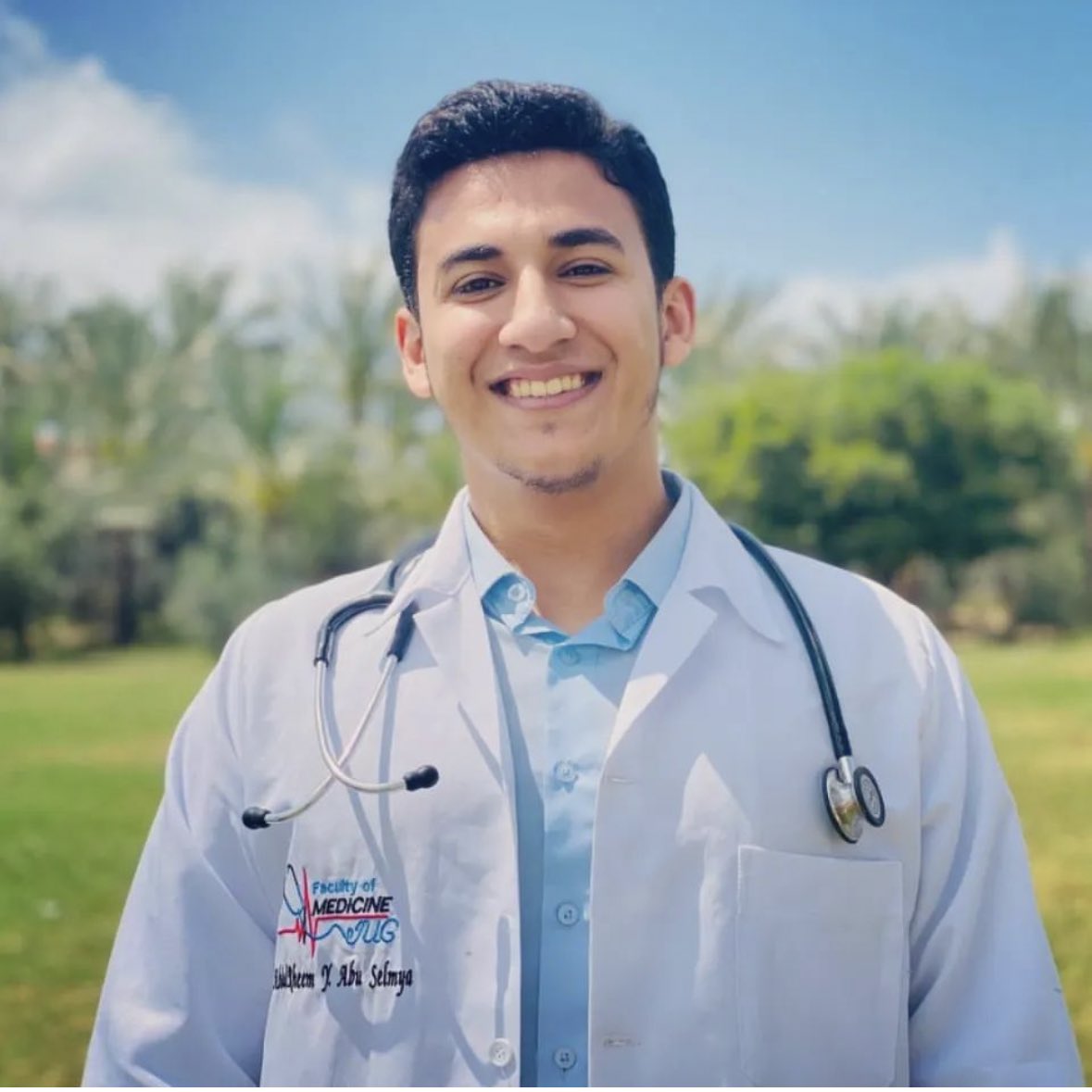 NourNaim88's tweet image. 🚨The Israeli army kidnaps final-year medical students: Khaleel Skaik and Abdelrheem Selmya from Shifa hospital in #Gaza.