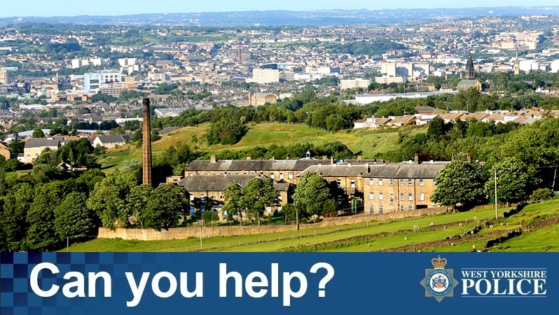 Police are appealing for witnesses following a serious collision on Long Lee Lane, #Keighley, last night which left a female pedestrian aged in her 80s with life-threatening injuries. More: westyorkshire.police.uk/news-appeals/a… ☎️101 💻westyorkshire.police.uk/LiveChat ➡️Ref 13240162697