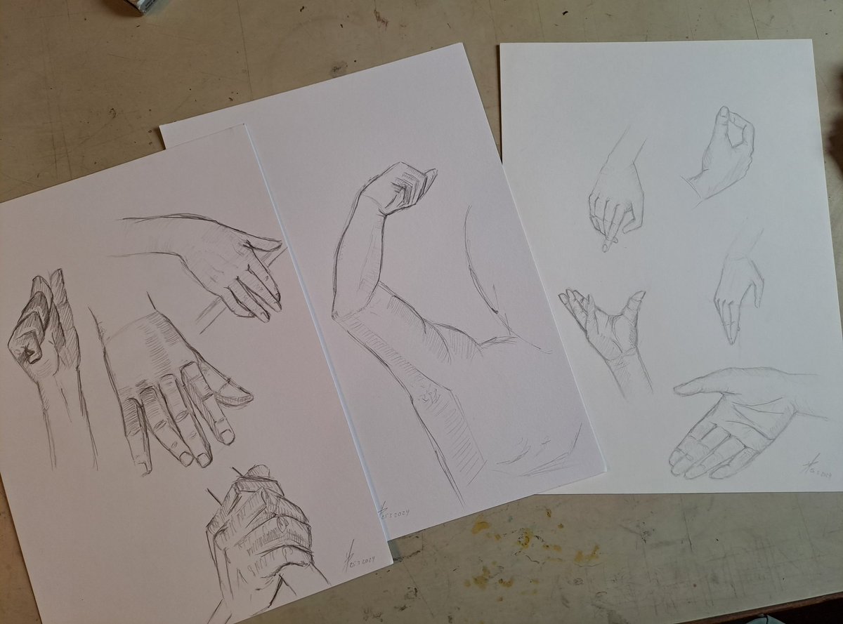So bin wieder dabei und übe das Zeichnen. #Hände #kleineKunstklasse #sketch