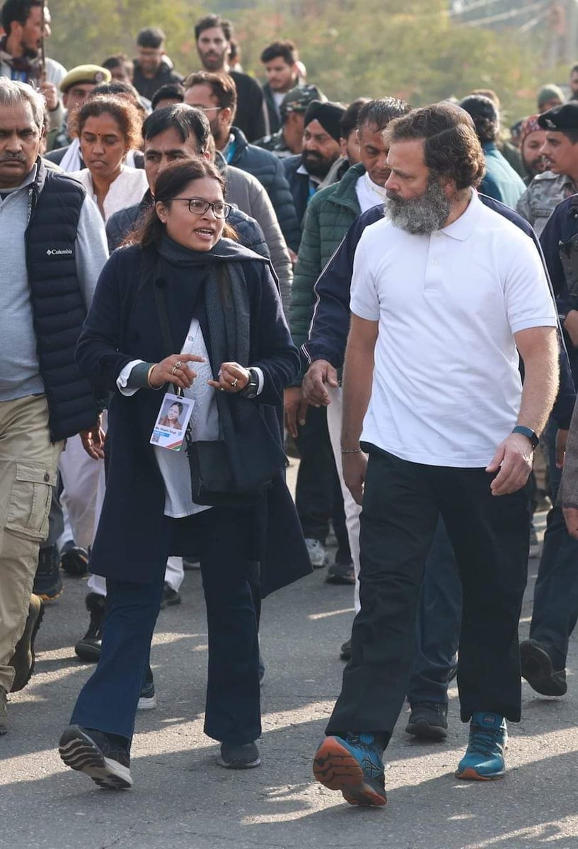 Chandan Gupta INC (@_chandangupta__) on Twitter photo सरगुजा लोकसभा का प्रत्याशी बनाये जाने पर आपको बहुत-बहुत बधाई शशि सिंह जी।।
<a href="/ShashiSinghINC/">Shashi Singh</a> सरगुजा लोकसभा का प्रत्याशी बनाये जाने पर आपको बहुत-बहुत बधाई शशि सिंह जी।।
<a href="/ShashiSinghINC/">Shashi Singh</a>