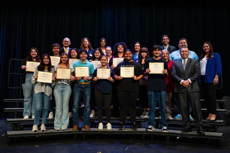 Lamar Academy and Memorial HS Mock Trial teams were recognized at last night’s school board meeting for representing the District & Region 1 at the State Mock Trial competition in Dallas. Congratulations to all! @McAllenISD @McAllenMemorial @lamar_academy