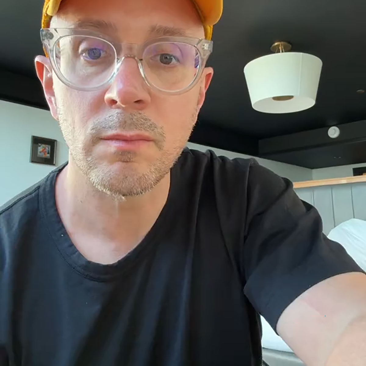 dzeeff's tweet photo. OMG!! steve from blues clues is playing old school yugioh with fans and listening to them vent about synchros and pendulums! he truly knows what us millennials need right now 🥰 https://t.co/HEPtGGvKaQ