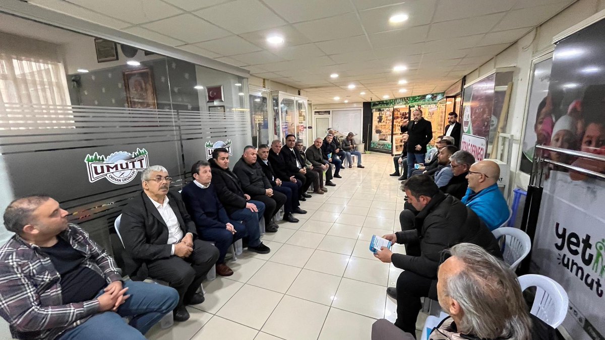 Özbağlılar Dernek Başkanımız Rıza Kalaycı ve yönetimi ile bir araya geldik.

Kıymetli Dernek Başkanımıza ve yönetimine keyifli sohbetleri, nazik misafirperverlikleri ve samimi desteklerinden dolayı teşekkür ediyoruz.