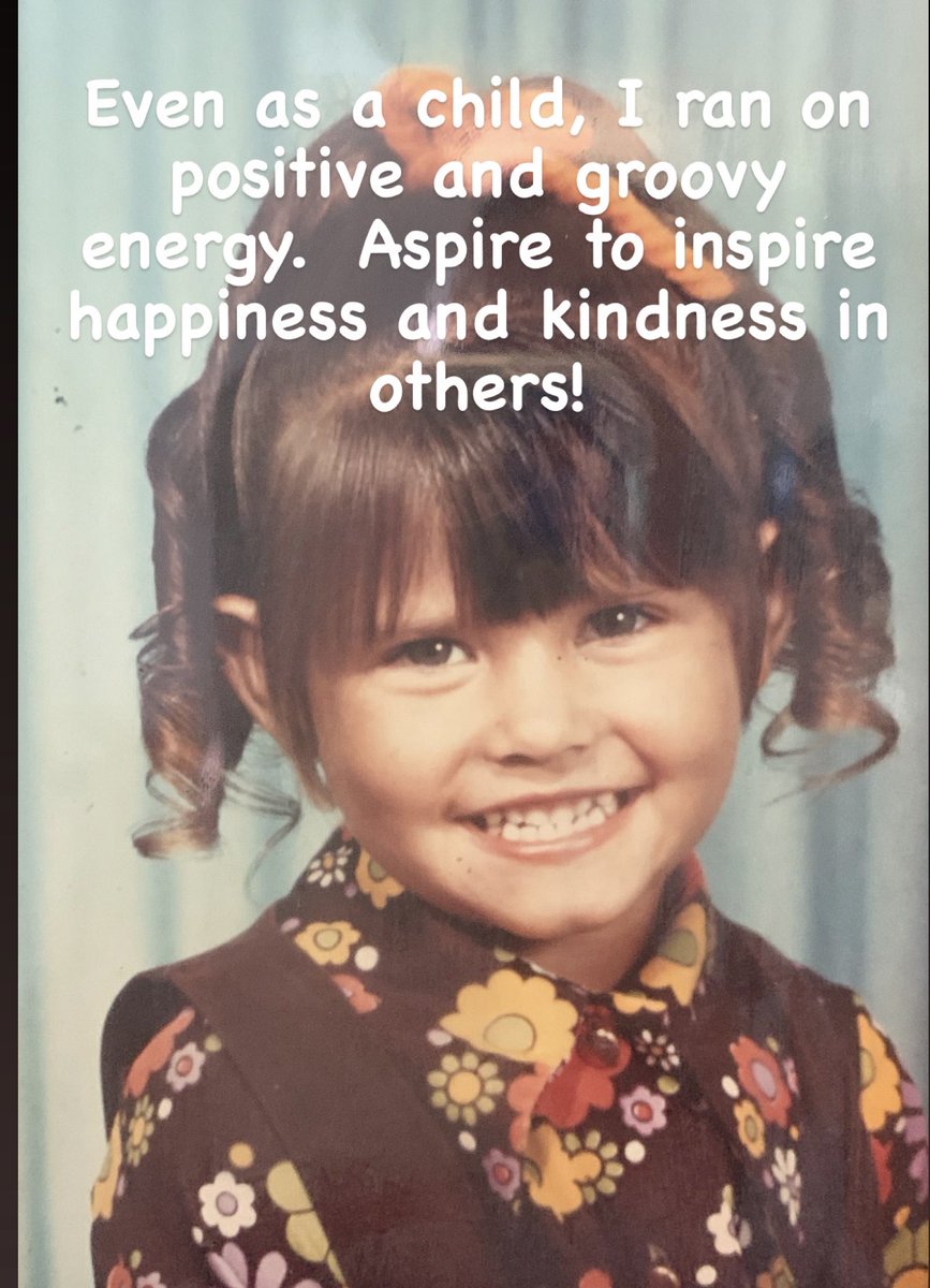 On a more positive note…young Karie ran on groovy positive energy too! A happy spirit who likes to spread love, kindness and positive energy! Don’t you love my Partridge family inspired outfit 🤣🤣🤣 #behappy #dontsweatthesmallstuff