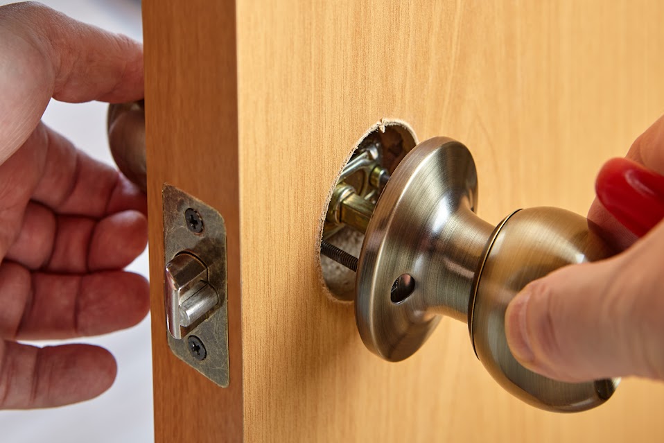 DiamondLocksmth's tweet image. Diamond Locksmith enjoys meeting all of San Mateo, and also welcome our neighbors in Foster City, Redwood City, and Burlingame! Pay us a visit! diamondlocksmith.com #LocksmithNearMe #LocksmithRedwoodCity #LocksmithFosterCity #LocksmithBurlingame