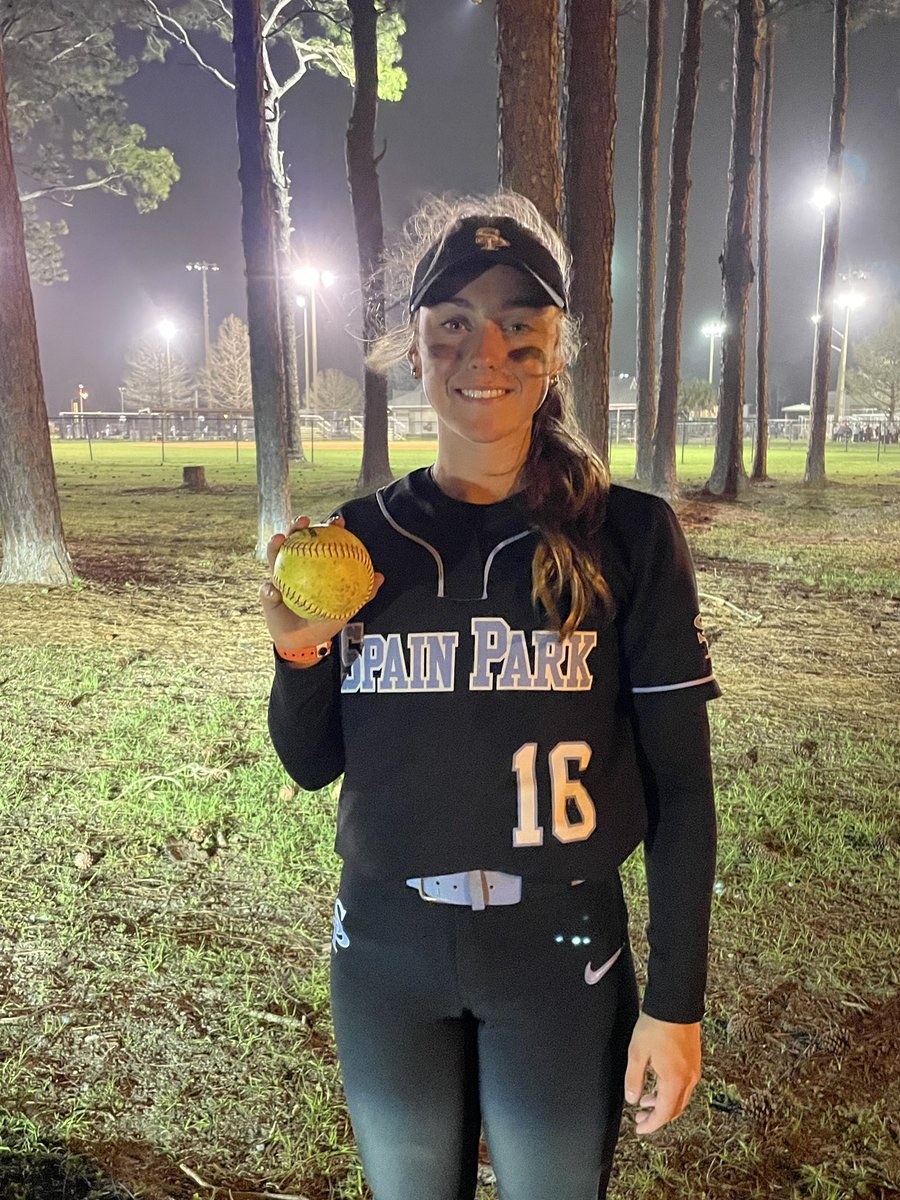 Nothing better than Spring Break 🥎 @ the 🏖️ and hitting 💣💣💣’s. Keep swinging <a href="/2025charlee/">Charlee Bennett 2025</a> 💪🏻💪🏻💪🏻💪🏻 #BHMBoltsMade #Boltsboom ⚡️⚡️⚡️⚡️