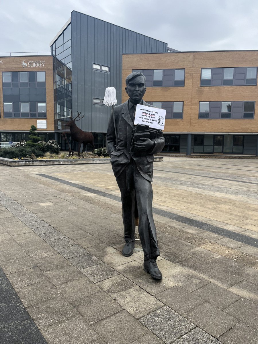 👀 We hear students and staff are not happy with mopping up your financial mess @UniOfSurrey 🫧🧼🧽🧹 @UCU @UCUSurrey @TheStagSurrey @unis_unison @SaveSurreySLL @DrJoGrady @BBCSurrey