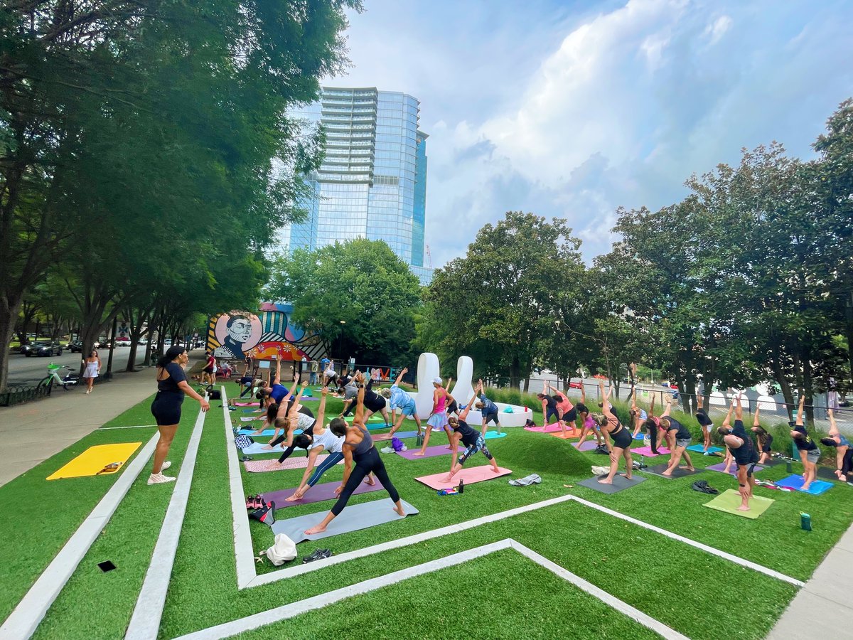 Yoga Flow is back starting April 2!✨ Whether you're a seasoned pro or a beginner, everyone is welcome to join this free and peaceful session. BYO yoga mat and water! 🧘‍♀️🌿 🗓️ Tuesdays starting April 2 🕕 6:00 - 7:00pm 📍10th Street Park 🙏 in partnership with @evolationyogATL