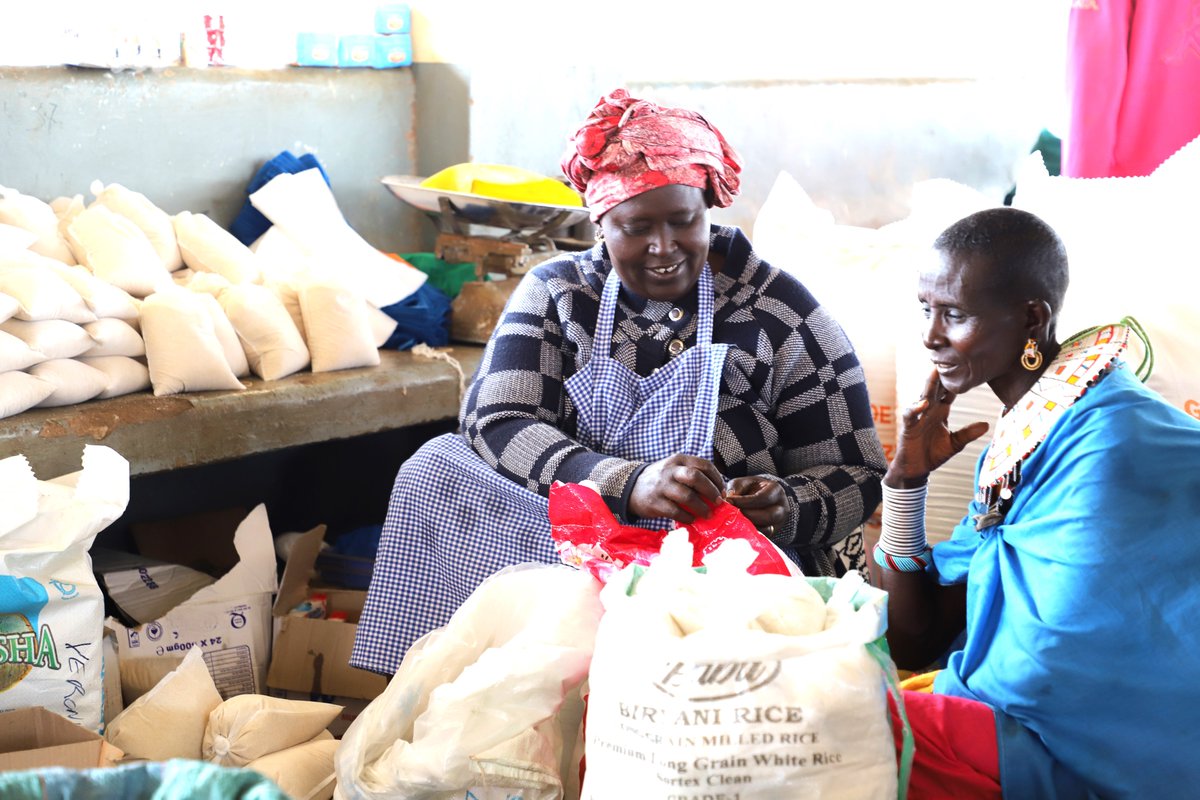.@USAIDKenya efforts to strengthen 21 livestock markets in northern Kenya have created a one-stop shop for many residents while boosting households' incomes and the local economy. @acdivoca @FeedtheFuture