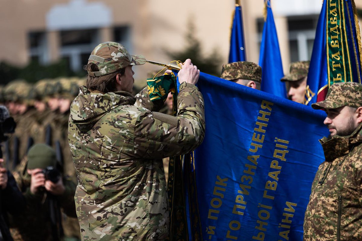 Asov 📷 Azov Brigade of Ukrainian National Guard received a honorary award ...