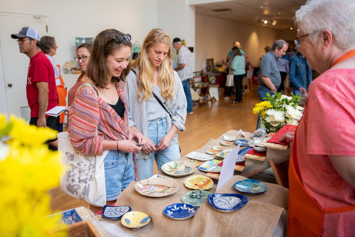 Earth Into Art Sale - SC Arts Hub scartshub.com/arts_daily/ear…