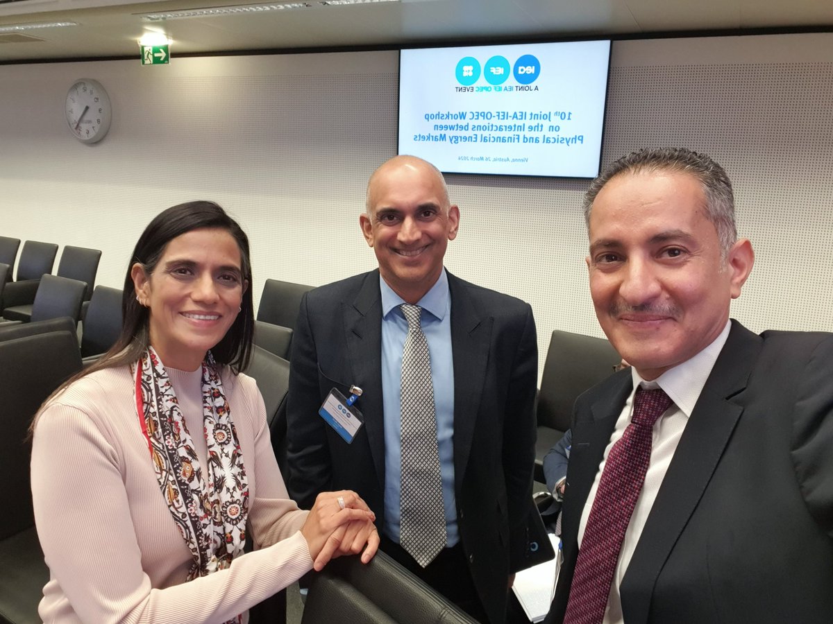 The 10th joint @IEA @IEF_Dialogue & @OPECSecretariat workshop on the interaction between Physical & Financial Energy Markets was a great opportunity to meet @VandanaHari_SG and @ArjunNMurti