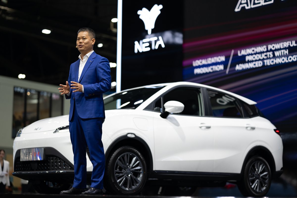 netaautoglobal's tweet image. Bangkok (March 25, 2024) – NETA Auto (Thailand) , officially launches the NETA V-II in City Car style in Thailand following the concept ‘Smart &amp;amp; Play’.  NETA Auto plans to deliver more than 30,000 electric vehicles to Thai customers by the end of 2024.
#NetaVII #HelloWorld