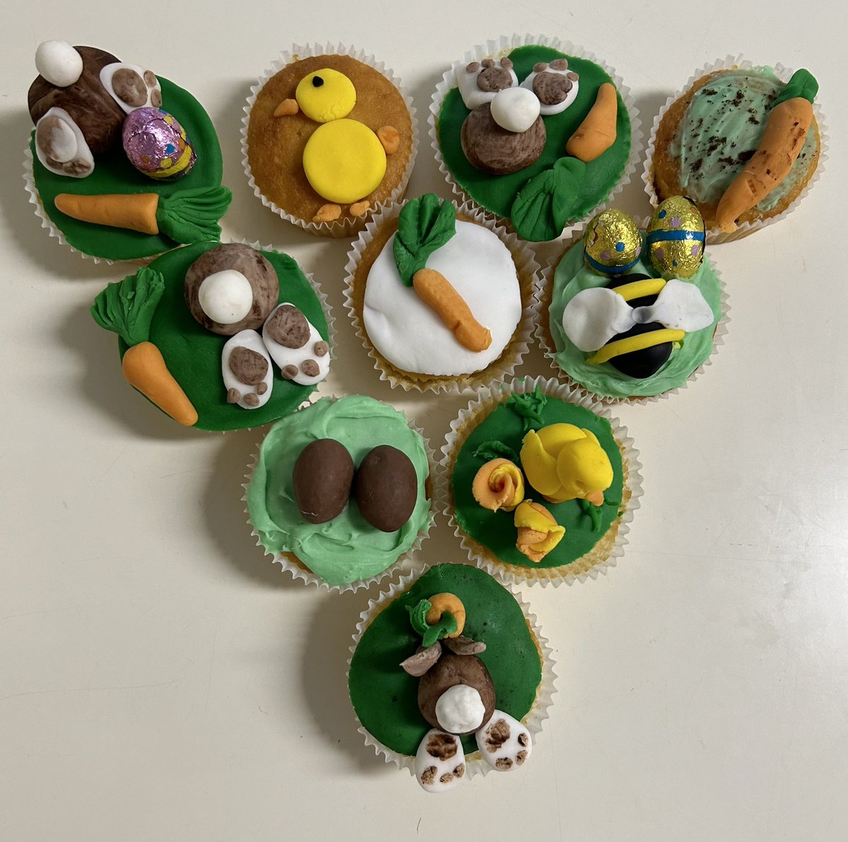 Today we've been making Easter cupcakes! Carrots, flowers and bunnies galore! 🐣🧁🐰

#TeamNRU #yummytreats 
#HappyEaster