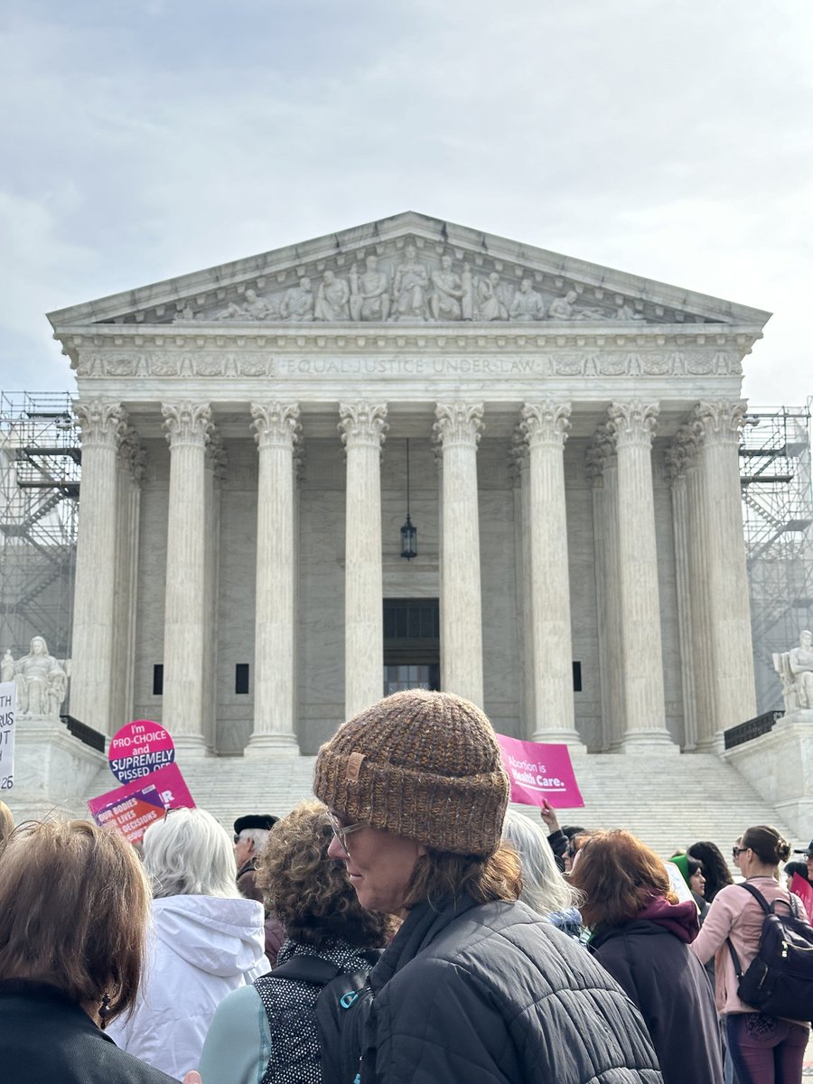 I joined my colleagues and our partners in front of SCOTUS this morning as oral arguments began in the #mifepristone case. As a native Alabamian, I know the real life consequences people face when their government places restrictions on reproductive health. It can’t continue!