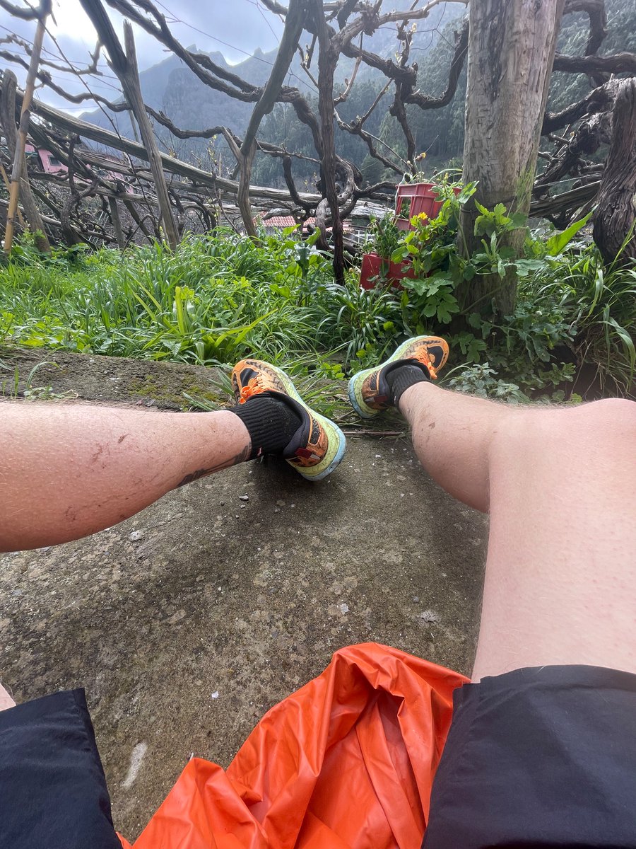 First day hiking and running the @MIUTrail 60K course in preparation for next month. It rained A LOT. But, it was beautiful nonetheless. 21K✅ 1860m⛰️ 6 hrs ⏱️