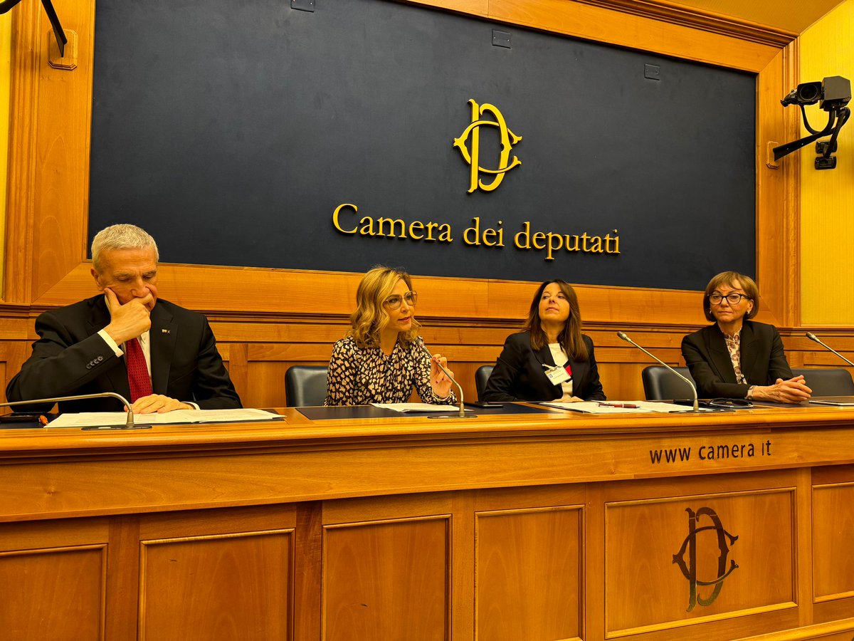 "Gli #osteopati svolgono un ruolo fondamentale nella prevenzione e possono lavorare in sinergia con le altre professioni sanitarie attraverso una collaborazione sempre più proficua e ognuna con competenze ben definite e delineate." 
#MariellaMainolfi <a href="/MinisteroSalute/">Ministero della Salute</a>