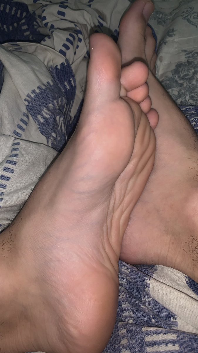 Fetishforfeets's tweet photo. Vale a pena tentar (iniciante)
vendo pra comprar livros;)

Vendo pack do pé 

#feet #packdopé #feetfetish #pés #pé https://t.co/zJuZ7SoF1h