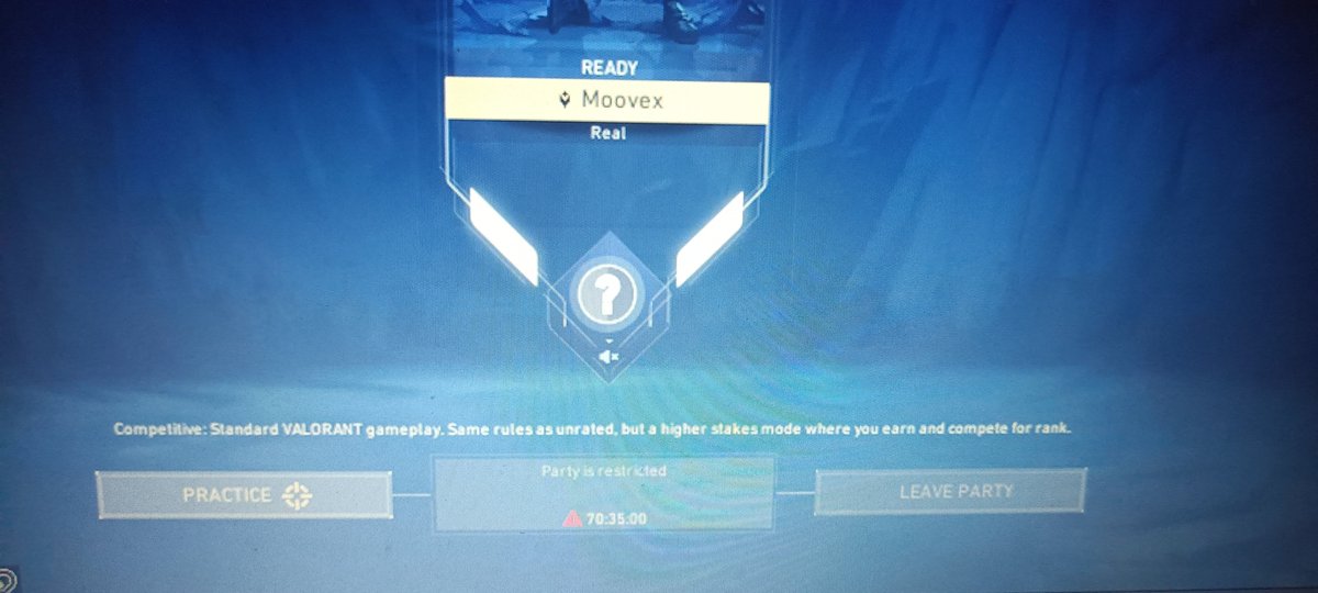 RonakAg143's tweet photo. @RiotSupport hey riot why have you banned for no reason?? today morning only i levelled up to level 20 and unlocked competitive mode for the first time but i was unable to play because i got banned for 75 hours absolutely for no reasons. it doesn't make sense. please help. https://t.co/73QvRuA1y2