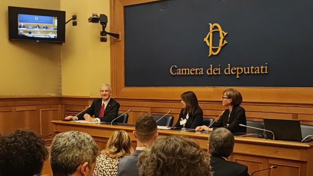 "Concludere il percorso iniziato anni fa per arrivare al completo riconoscimento dell’#osteopatia è fondamentale. Bisogna ottenere il Decreto relativo alle equipollenze per dare certezze agli #osteopati" On. <a href="/LCiocchetti/">Luciano Ciocchetti</a> <a href="/Montecitorio/">Camera dei deputati</a> 

#osteopatiaprofessionesanitaria