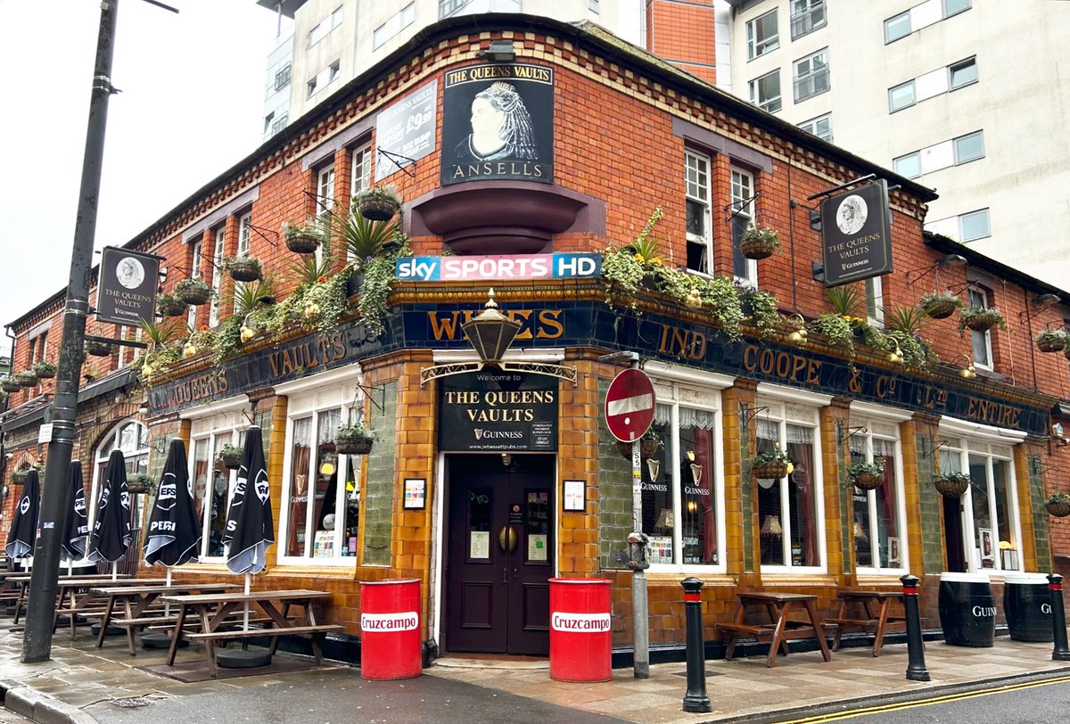 Yawn is launching in The Queens Vaults today!
Queens Vaults is one of the best pubs in Cardiff and we’re really excited to get our beers on their taps. It’s a great place to queue some songs on the jukebox, play pool, play darts, watch sports with some food and a few pints.