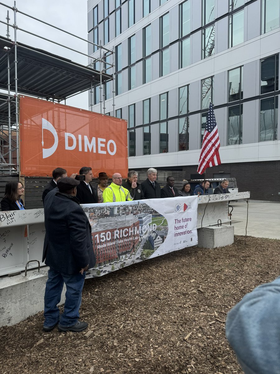 Build RI tweet media